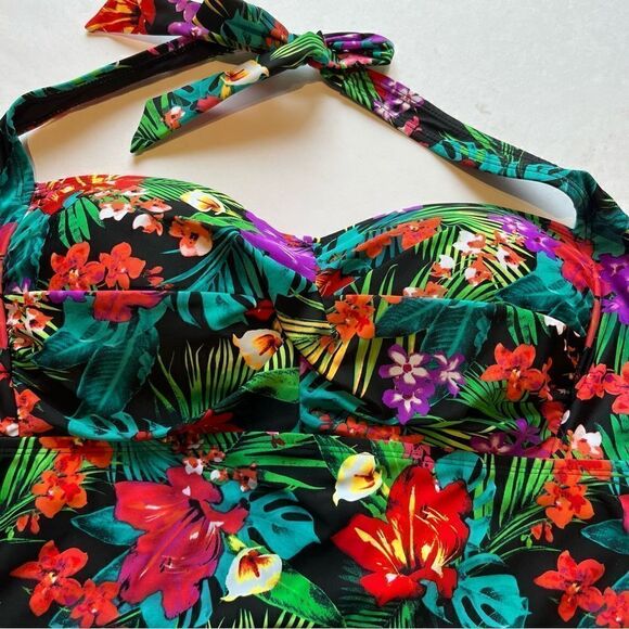 Catalina Women's One Piece Swim Suit Black/Red Floral Multi Size 3X (22W-24W) - Picture 6 of 11